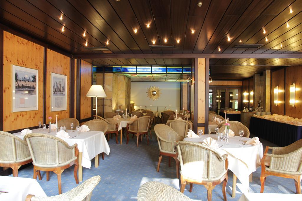 Relexa Hotel Bad Salzdetfurth Ngoại thất bức ảnh